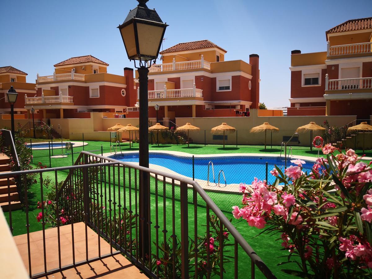 Apartamentos Playamar Roquetas de Mar Ngoại thất bức ảnh